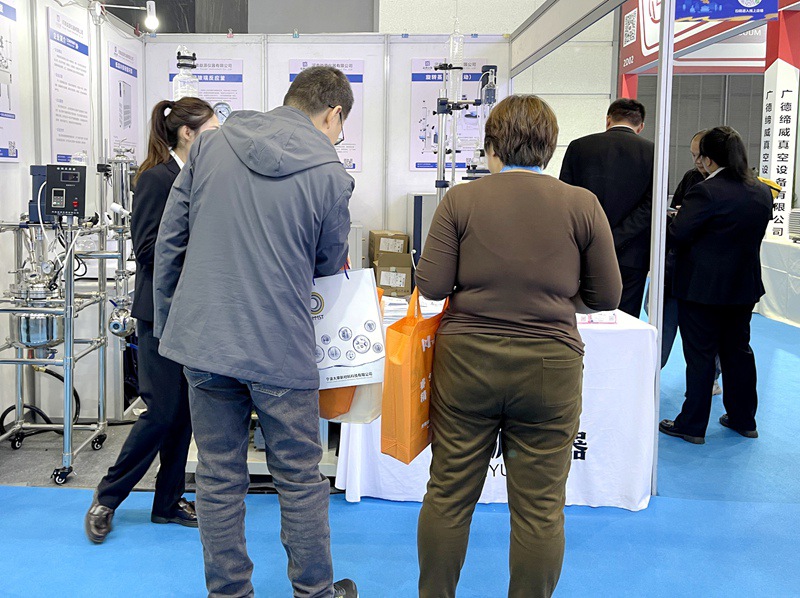 河南益源儀器參展2024第91屆API中國國際醫(yī)藥原料、中間體、包裝、設(shè)備交易會