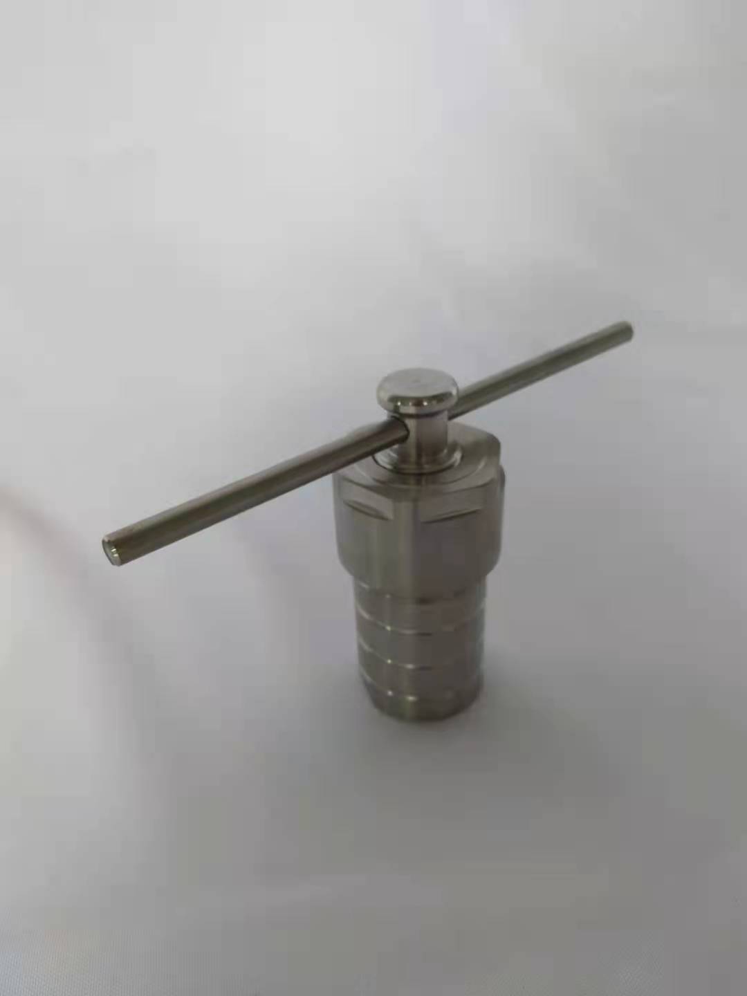 水熱合成反應(yīng)釜的填充度是什么？填充多少合適呢？